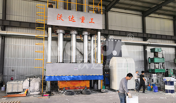 SMC玻璃钢化粪池模压加工设备2000吨液压机厂家