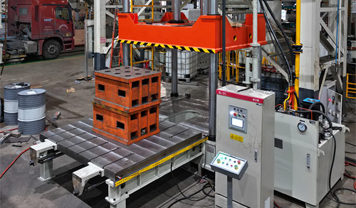 厂家定制200吨四柱液压机带移动工作台