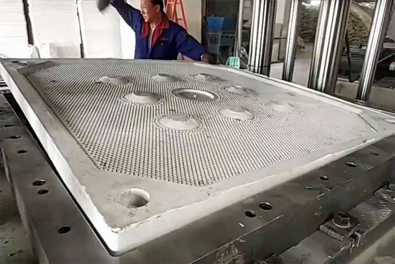 1250吨滤芯板成型液压机
