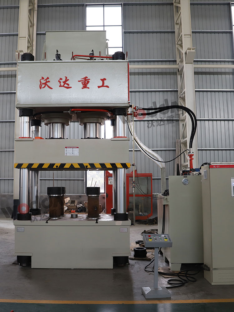 800吨三梁四柱液压机（塑料托盘液压机）