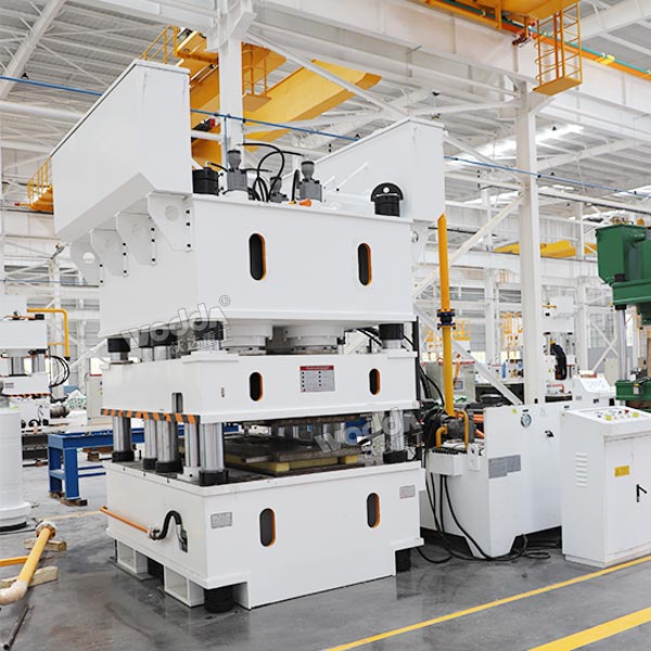 1200吨钢木门压花机