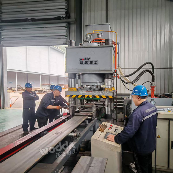 500吨锚杆托盘生产线现场