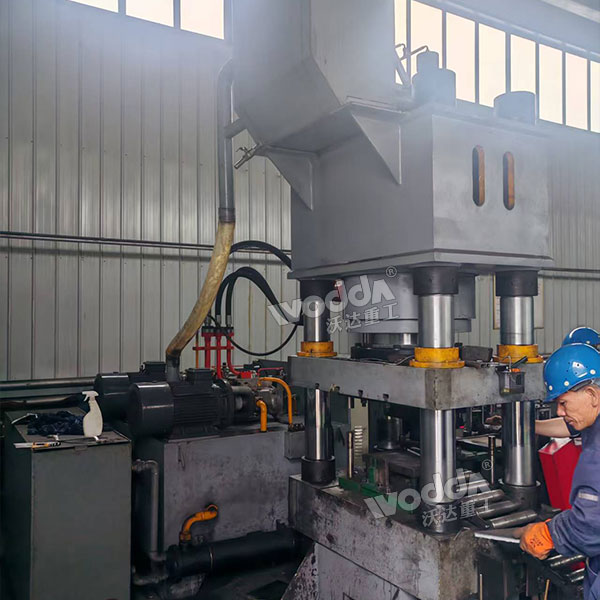 500吨锚杆托盘液压机