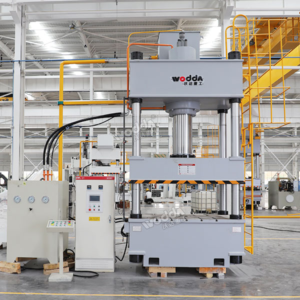 315吨四柱液压机