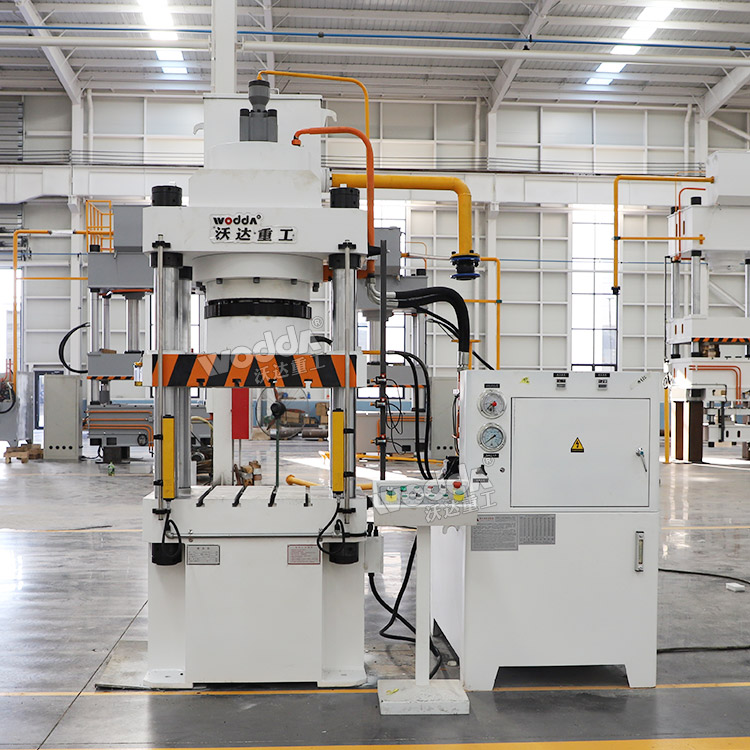 315吨四柱液压机