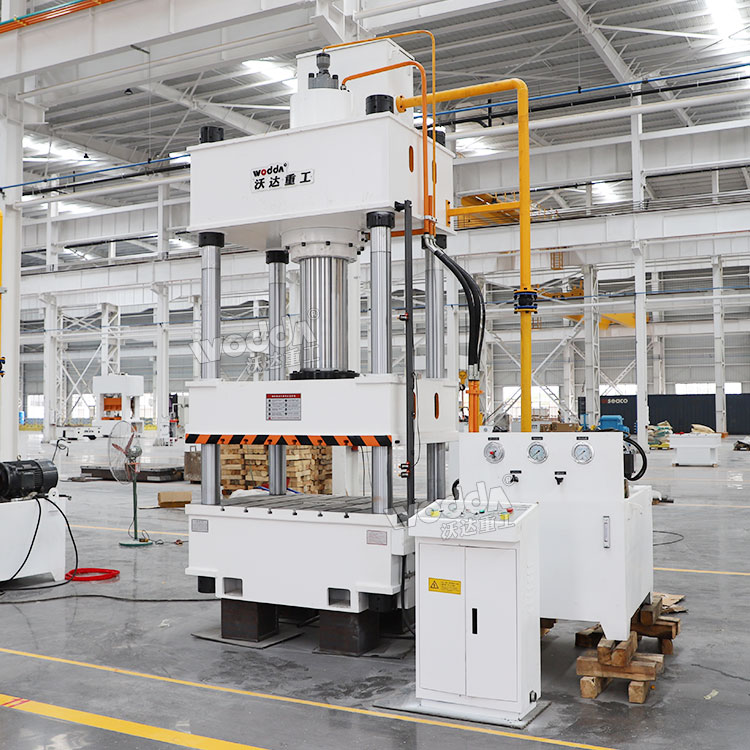 315吨四柱液压机