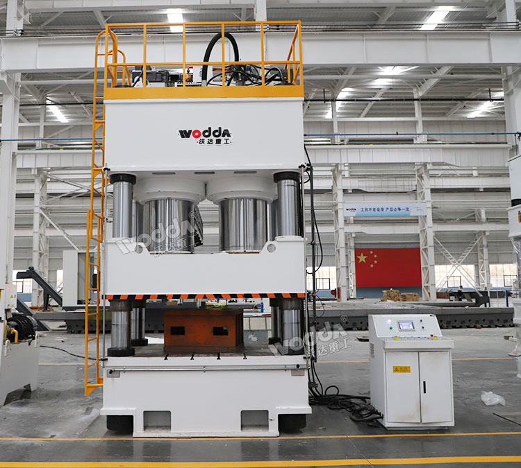 2000吨四柱液压机