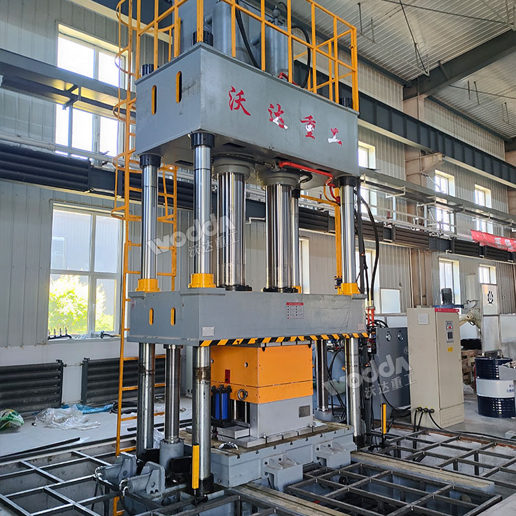 防弹头盔成型液压机（500吨四柱液压机）