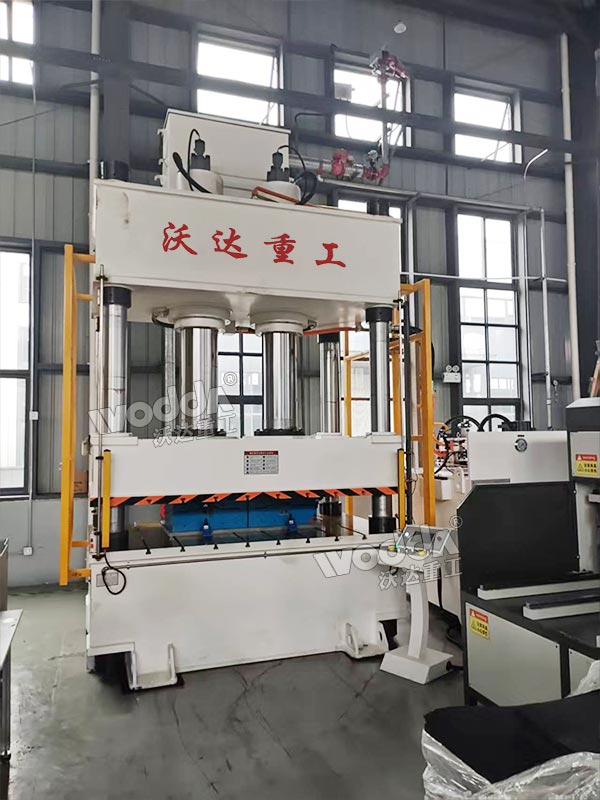 500吨汽车空气滤清器外壳成型液压机