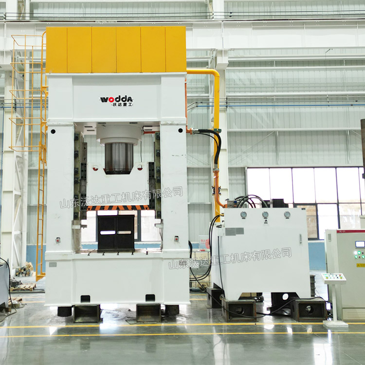 1000吨框架式液压机 1000吨框架式液压机