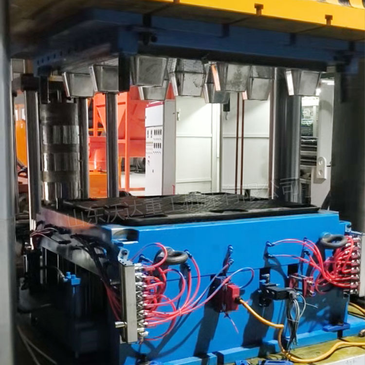 3000吨四柱液压机模压塑料托盘