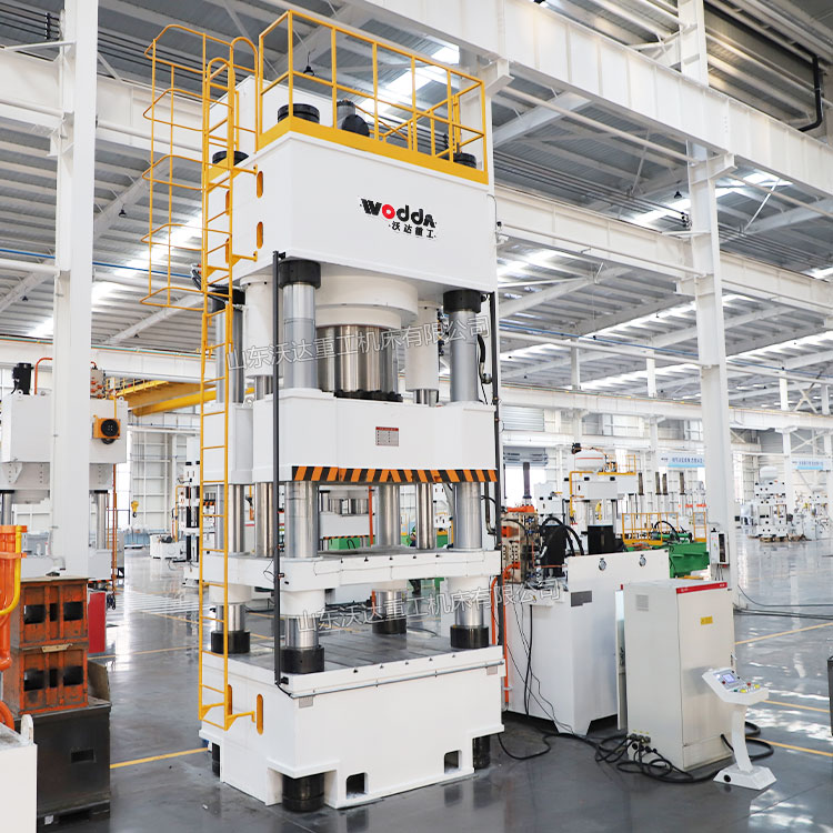 2000吨液压机 2000吨液压机