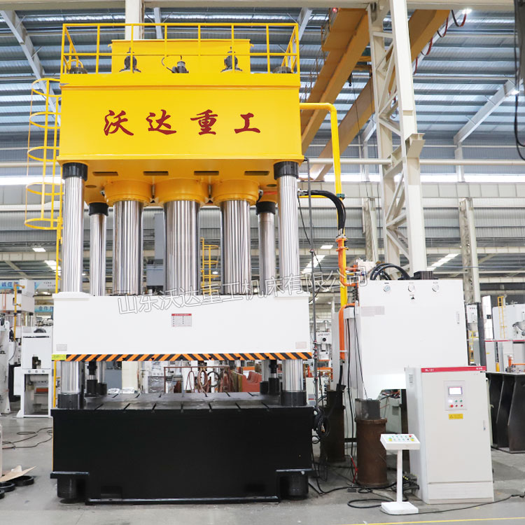 2000吨四柱液压机 2000吨四柱液压机
