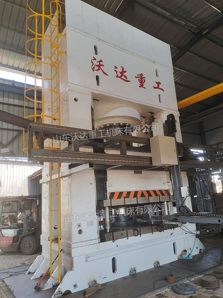 2500吨框架式锻造液压机