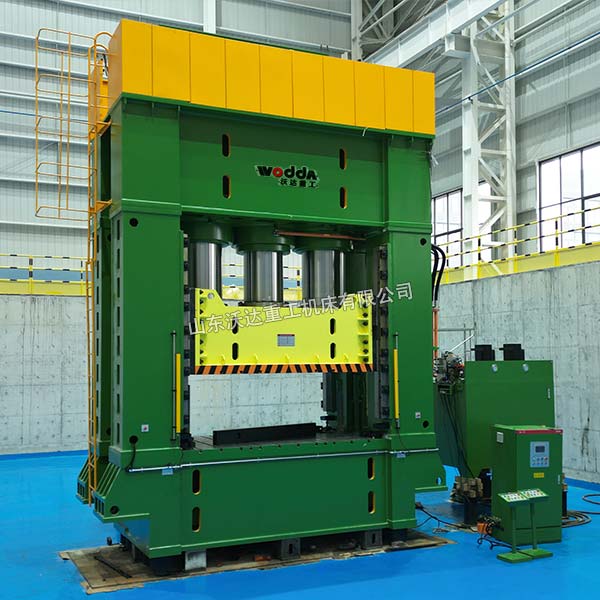 3000吨框架式液压机