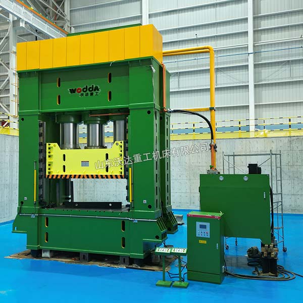 3000吨框架式液压机