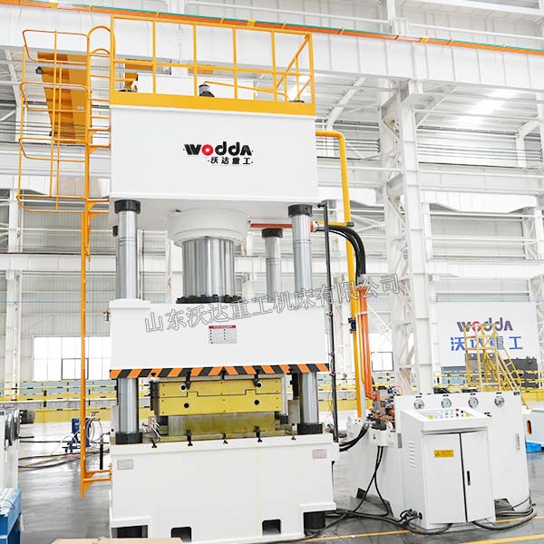 800吨不锈钢水箱板液压机