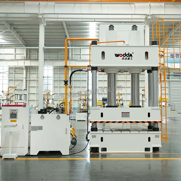 500吨四柱液压机